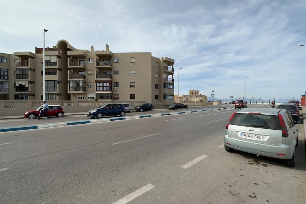 Primera Linea De Playa Y Gibraltar A 5 Minutos La Línea de la Concepción Kültér fotó